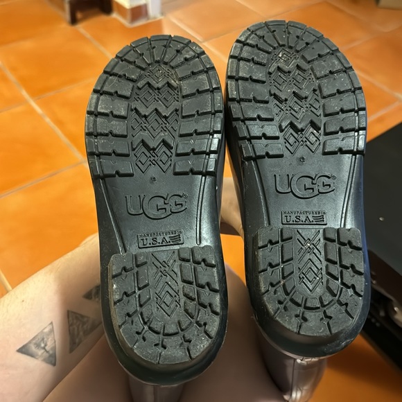 UGG Rain Boots - Picture 6 of 9